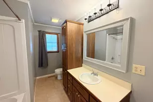 1200 Academy St, Eldorado, IL 62930 - Photo 18