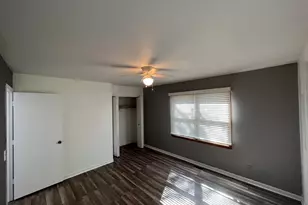 502 Powers Ct, Yorkville, IL 60560 - Photo 12