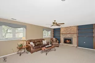 11621 Brookshire Dr, Orland Park, IL 60467 - Photo 18
