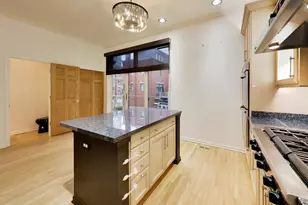 484 N Canal St, Chicago, IL 60654 - Photo 10