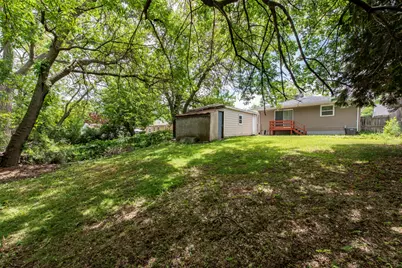 2528 Lucia Avenue, Waukegan, IL 60085 - Photo 34