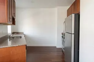 2048 W Touhy Ave, Chicago, IL 60645 - Photo 4