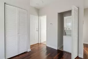 2048 W Touhy Ave, Chicago, IL 60645 - Photo 8
