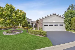 98 Briarwood Cir, Oak Brook, IL 60523 - Photo 1