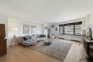 3100 N Lake Shore Dr, Chicago, IL 60657 - Photo 2