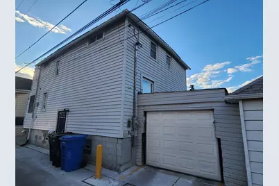 4925 W Warwick Avenue, Chicago, IL 60641 - Photo 8