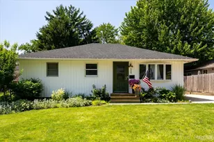 509 S 10th Ave, Saint Charles, IL 60174 - Photo 1