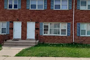 2203 Williamsburg Dr, Waukegan, IL 60085 - Photo 1