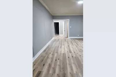 8017 S Maryland Avenue, Chicago, IL 60619 - Photo 2