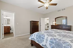 353 Pensacola St, Yorkville, IL 60560 - Photo 10