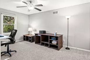 1240 Beacon Hill Ct, Normal, IL 61761 - Photo 14