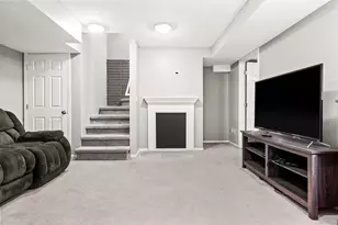 1240 Beacon Hill Ct, Normal, IL 61761 - Photo 16