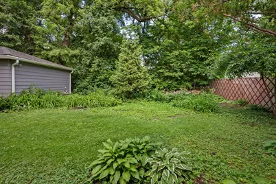 389 Addison Road, Riverside, IL 60546 - Photo 26
