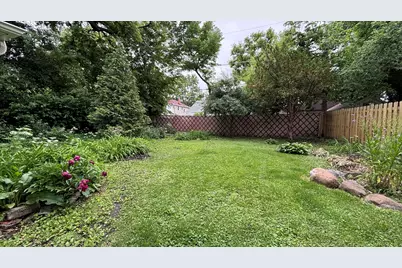 389 Addison Road, Riverside, IL 60546 - Photo 24