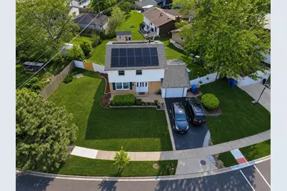 1738 Newport Street, Glendale Heights, IL 60139 - Photo 2
