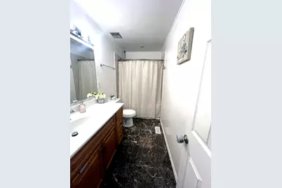 1738 Newport Street, Glendale Heights, IL 60139 - Photo 22