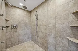540 N Columbine Ave, Lombard, IL 60148 - Photo 38