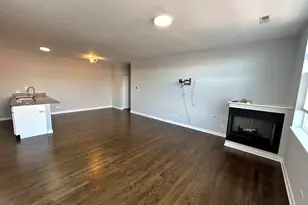 834 W Montrose Ave, Chicago, IL 60613 - Photo 6