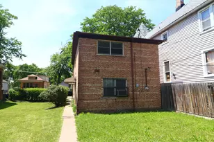 6745 S Bell Ave, Chicago, IL 60636 - Photo 38