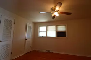 6745 S Bell Ave, Chicago, IL 60636 - Photo 18