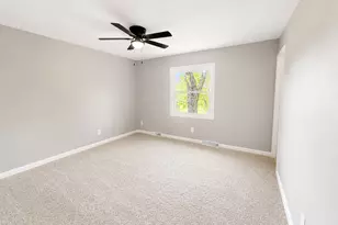 120 Henry Dr, Orion, IL 61273 - Photo 10