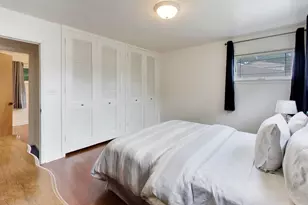6025 N Sacramento Ave, Chicago, IL 60659 - Photo 14
