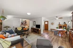 257 S Milton Ave, Glen Ellyn, IL 60137 - Photo 10