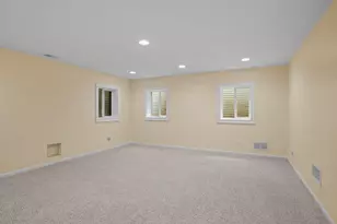 861 Gloucester Crossing, Lake Forest, IL 60045 - Photo 34