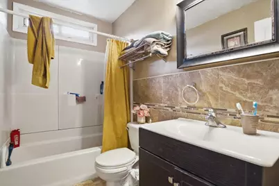 2042 Gideon Avenue, Zion, IL 60099 - Photo 10