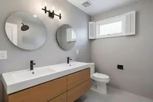9306 Lavergne Ave, Skokie, IL 60077 - Photo 22