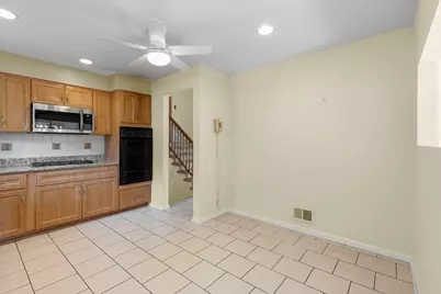 9306 Lavergne Avenue, Skokie, IL 60077 - Photo 8