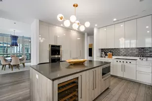 403 N Wabash Ave, Chicago, IL 60611 - Photo 6
