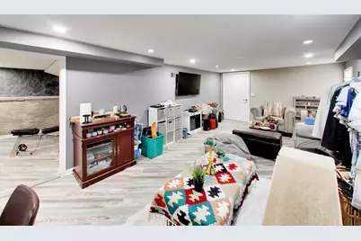5016 N Mango Avenue, Chicago, IL 60630 - Photo 30