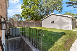 14613 Dante Ave, Dolton, IL 60419 - Photo 24