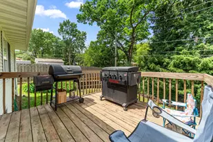 1820 W Oakleaf Dr, McHenry, IL 60051 - Photo 8