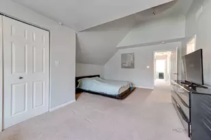 4716 W Hutchinson St, Chicago, IL 60641 - Photo 12
