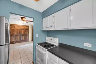 13540 Lawler Ave, Crestwood, IL 60418 - Photo 8