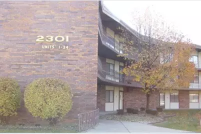 2301 Holiday Terrace #11, Lansing, IL 60438 - Photo 2