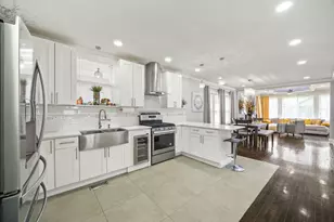 5136 W George St, Chicago, IL 60641 - Photo 8