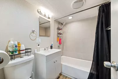 5136 W George Street, Chicago, IL 60641 - Photo 30