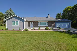 6805 Johnsburg Rd, Spring Grove, IL 60081 - Photo 2