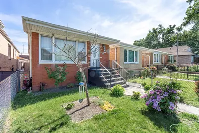 3237 W 38th Place, Chicago, IL 60632 - Photo 2