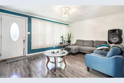 3237 W 38th Place, Chicago, IL 60632 - Photo 4