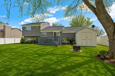 2075 Aronomink Circle, Elgin, IL 60123 - Photo 18