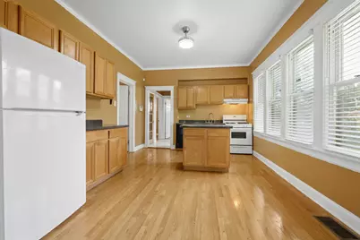 7545 S Ridgeland Avenue, Chicago, IL 60649 - Photo 12