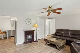 11115 S 84th Ave, Palos Hills, IL 60465 - Photo 8