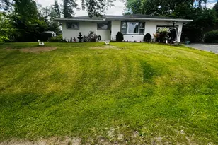 3858 E Lakeview Dr, Kankakee, IL 60901 - Photo 2