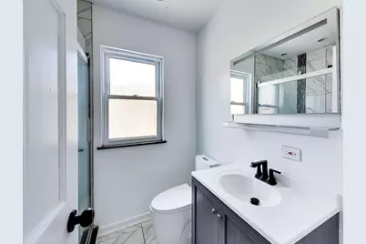 5718 N Parkside Avenue, Chicago, IL 60646 - Photo 14
