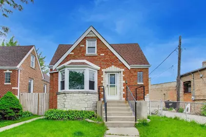 5718 N Parkside Avenue, Chicago, IL 60646 - Photo 2