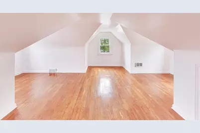 5718 N Parkside Avenue, Chicago, IL 60646 - Photo 20